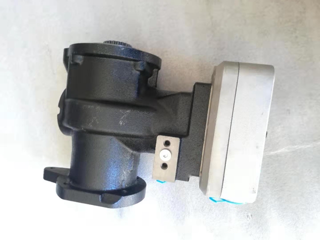 重庆发动机M11空压机 4952756 4318214 (3).jpg