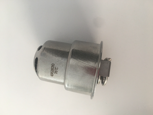 4952630 。