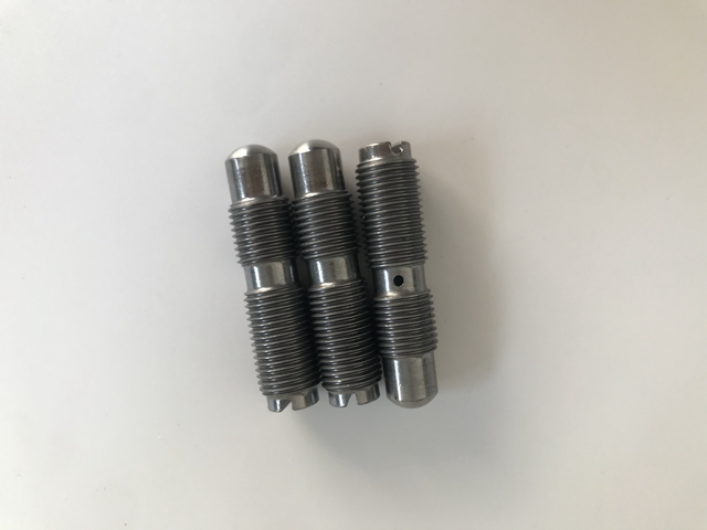 发动机螺丝168306 (2).jpg