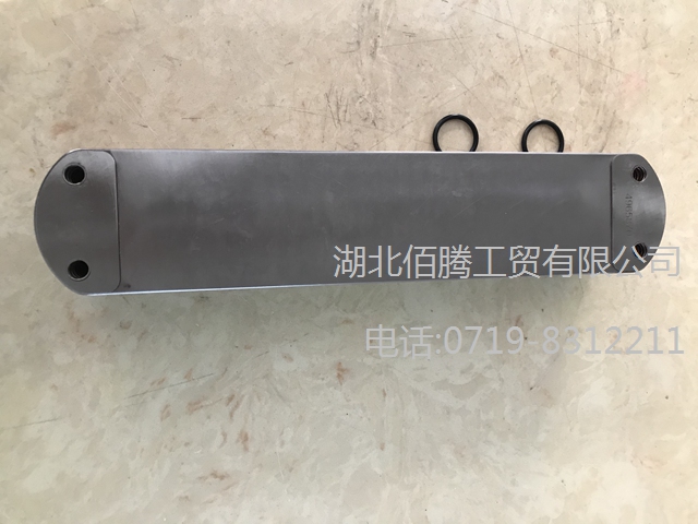 QSX15机油冷却器芯4965487矿用机械车发动机配件冷却器芯4965487