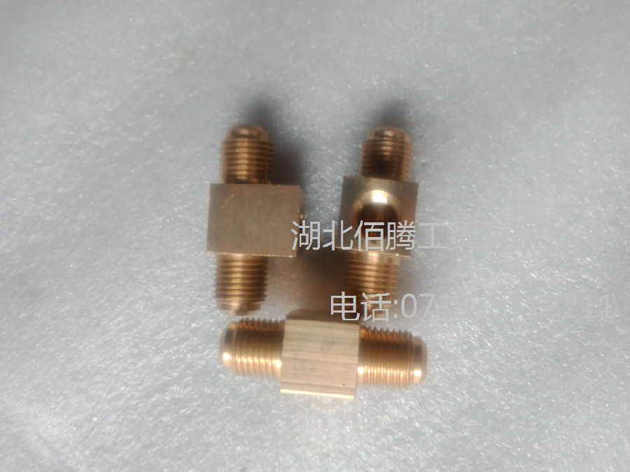 K19发动机配件 接头3165841-5.jpg